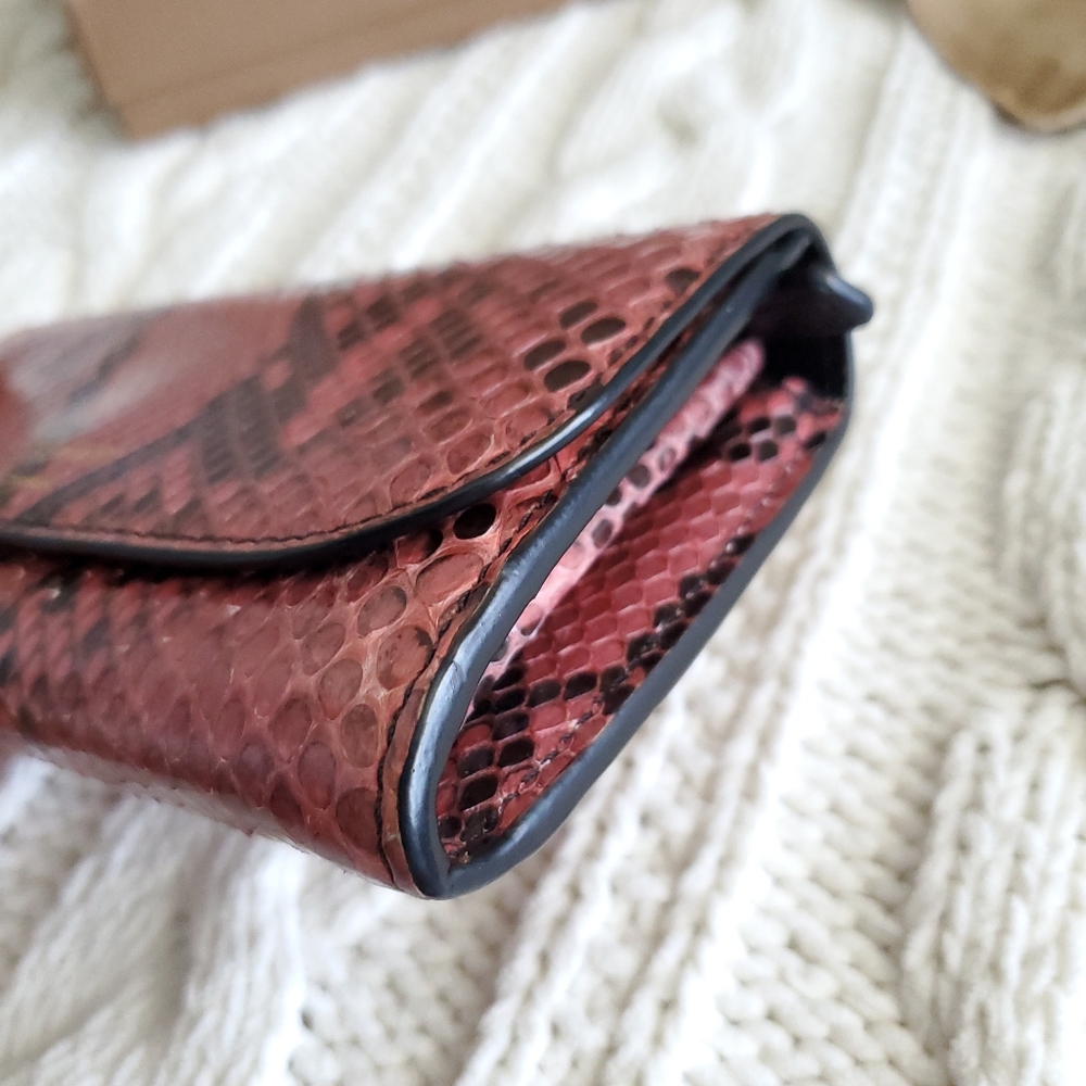 100% Authentic Burberry Pink/Black Python Halton … - image 7